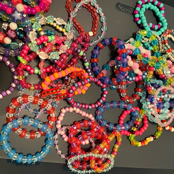 Homemade bracelets. - Picture 3 of 5